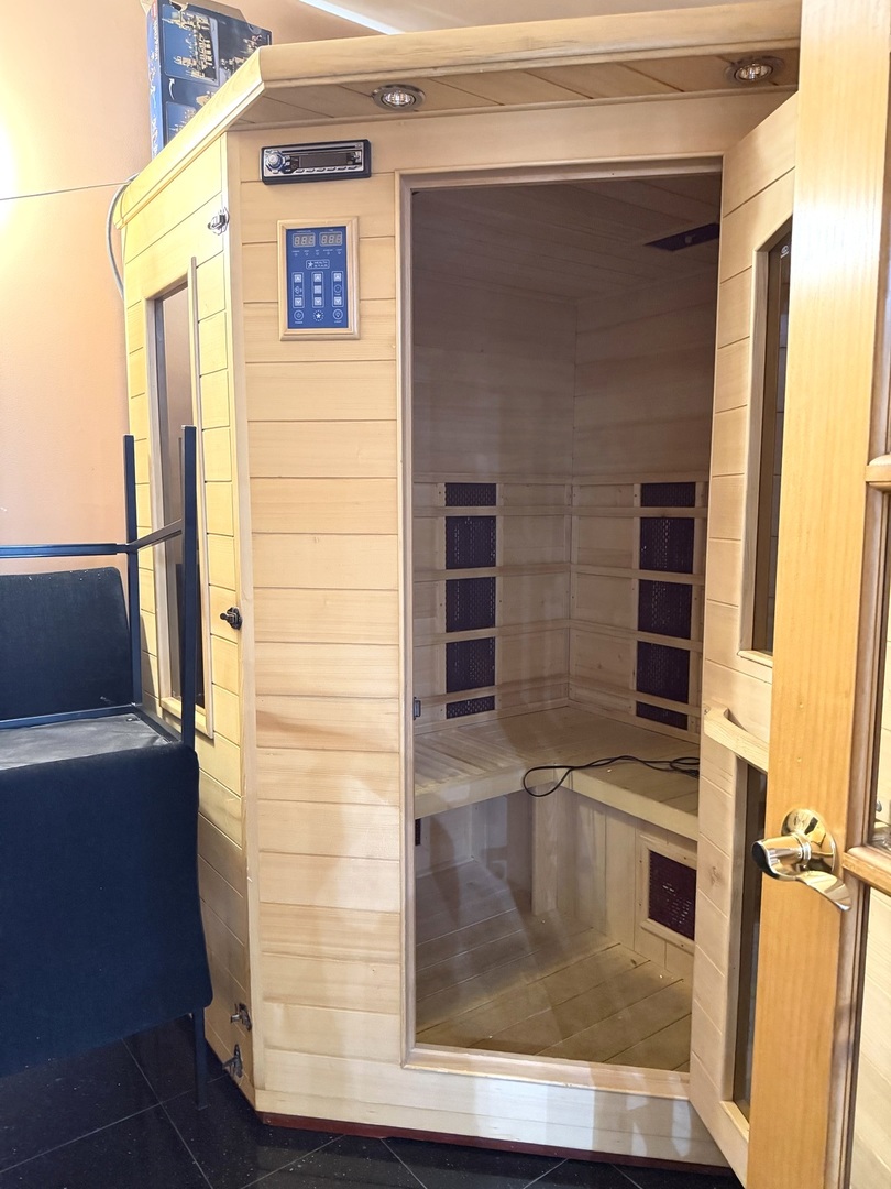 Gallery Image 13
