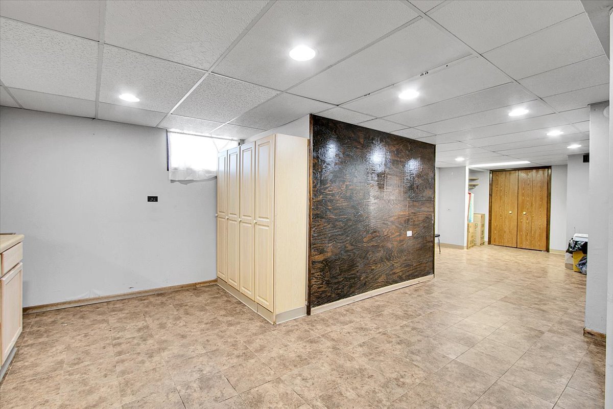 Gallery Image 16