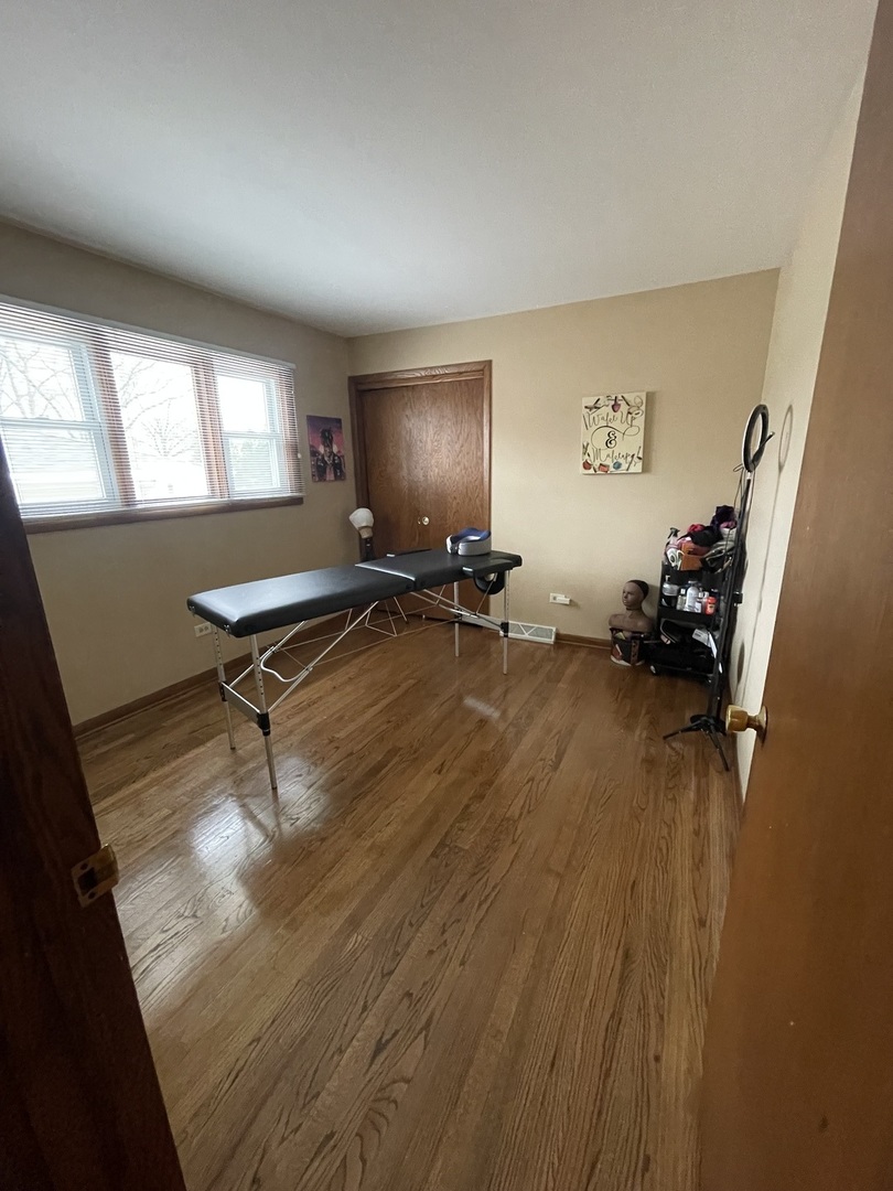 Gallery Image 19