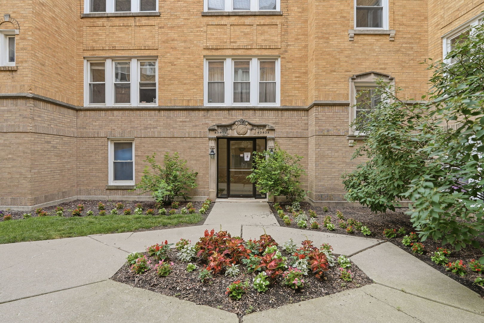 Gallery Image 19