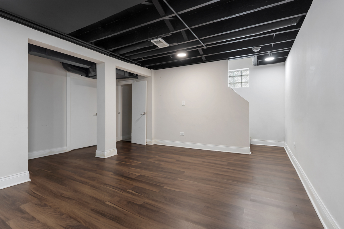 Gallery Image 19