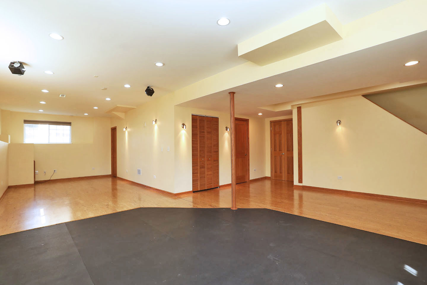 Gallery Image 30