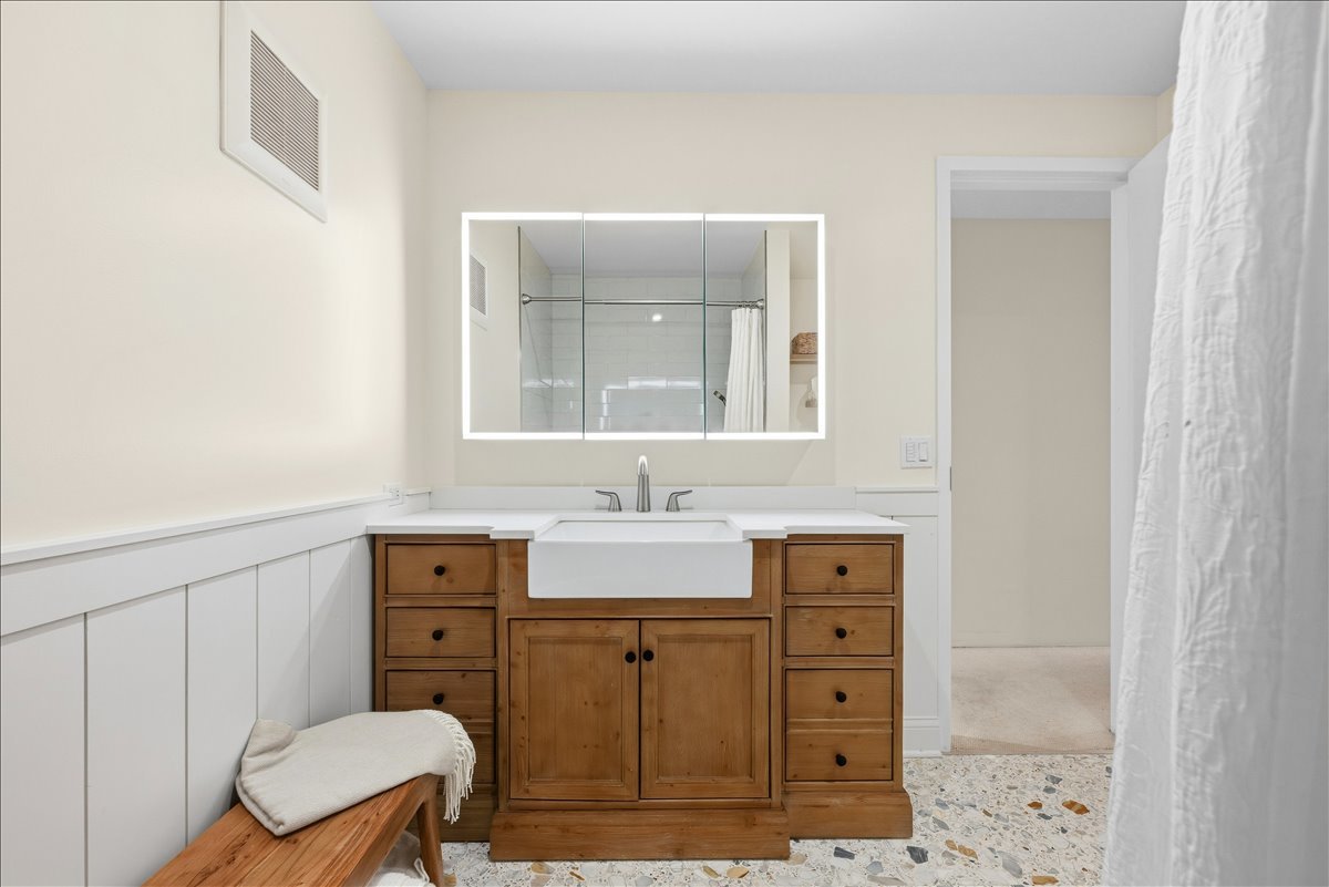 Gallery Image 21