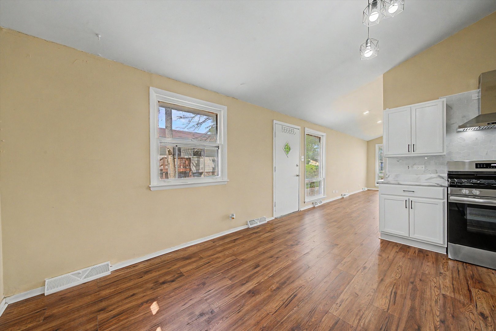 Gallery Image 16