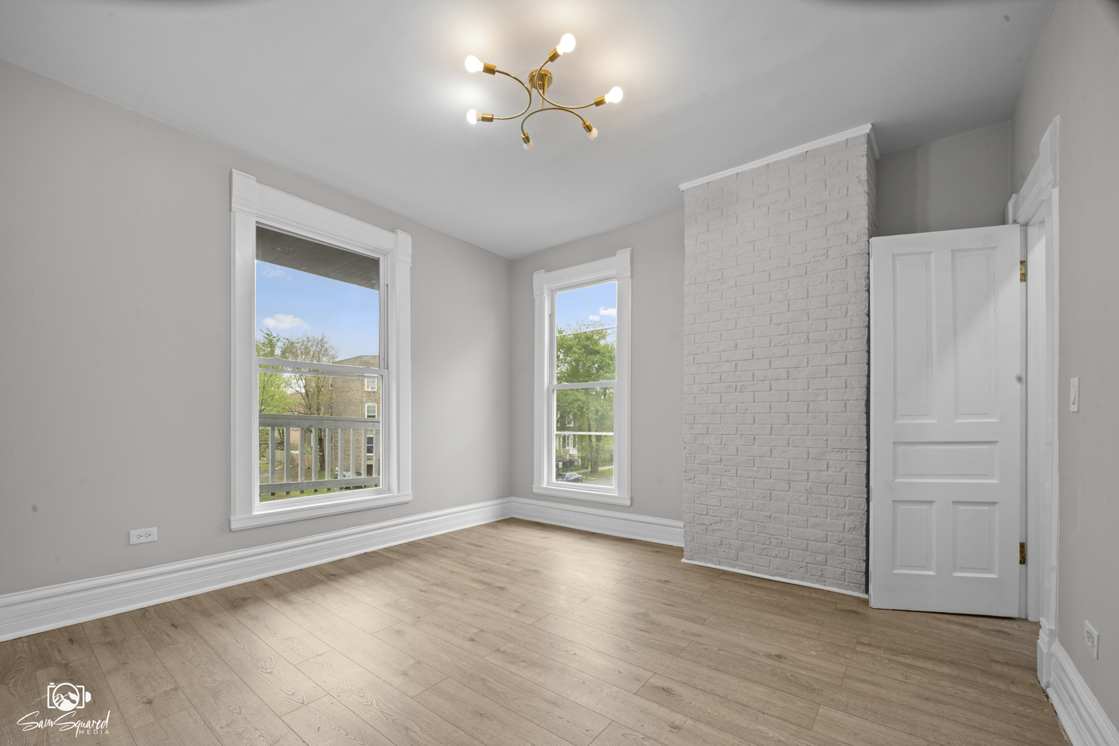 Gallery Image 13