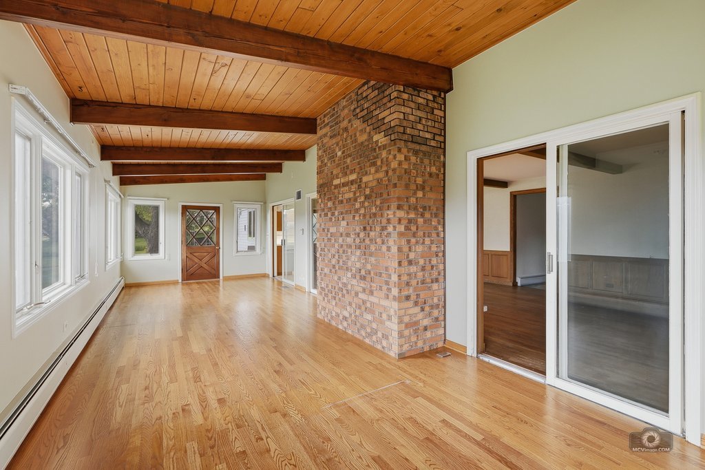 Gallery Image 16