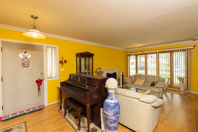 Gallery Image 12