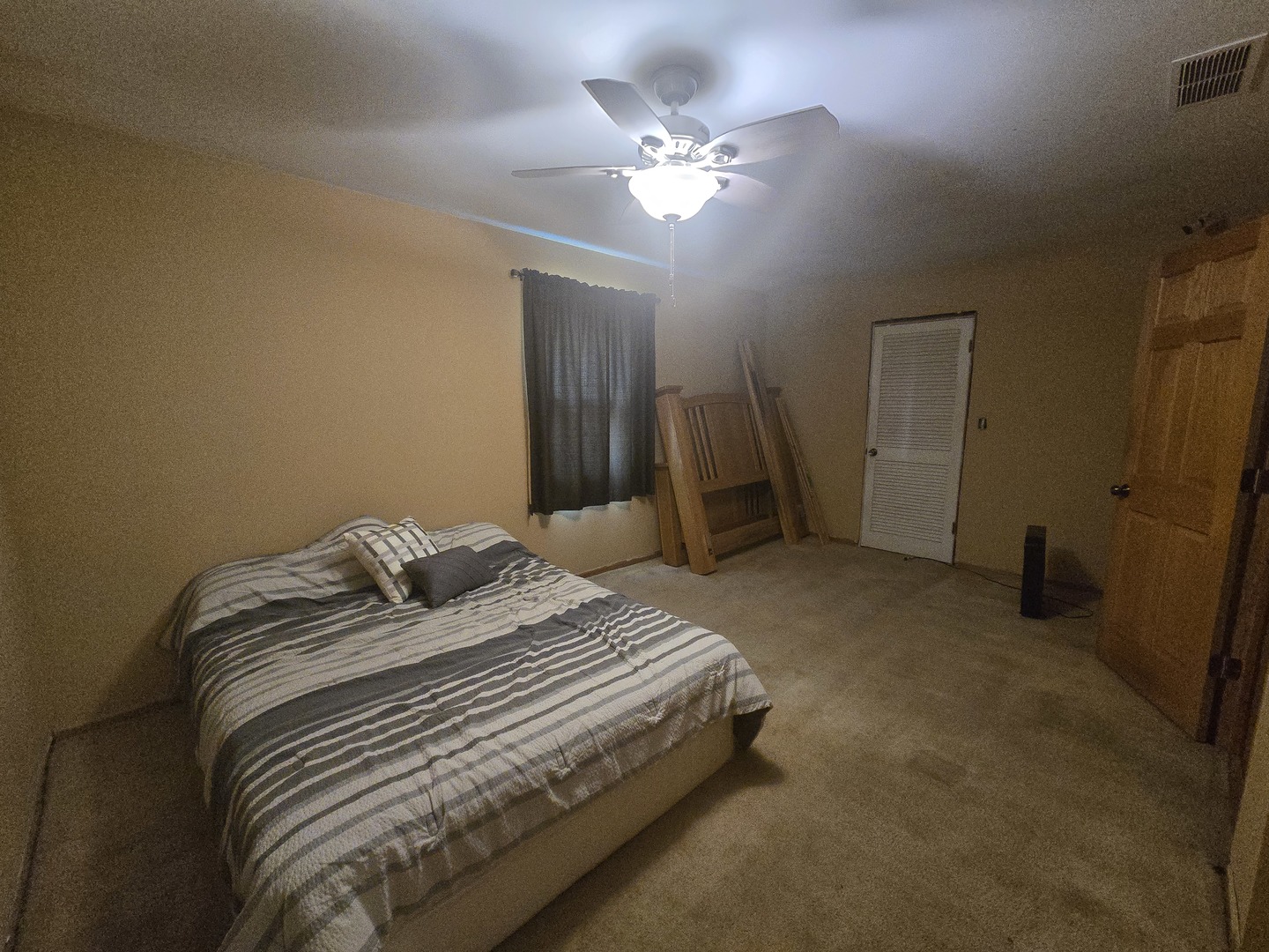 Gallery Image 16