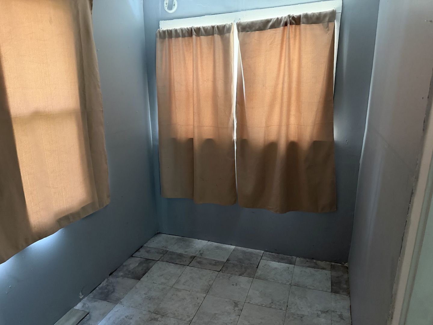 Gallery Image 15