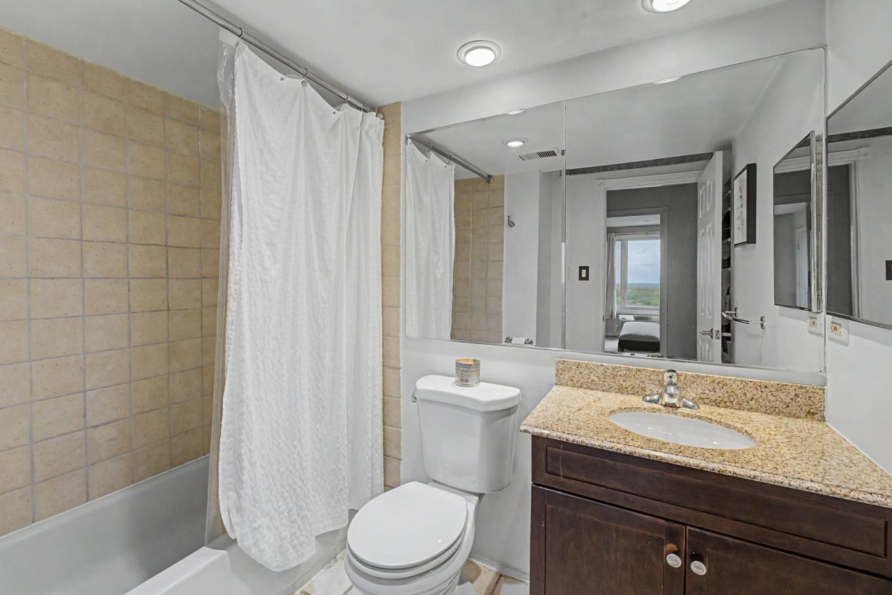 Gallery Image 14
