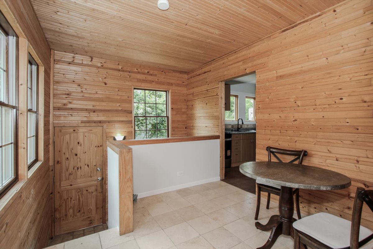 Gallery Image 8