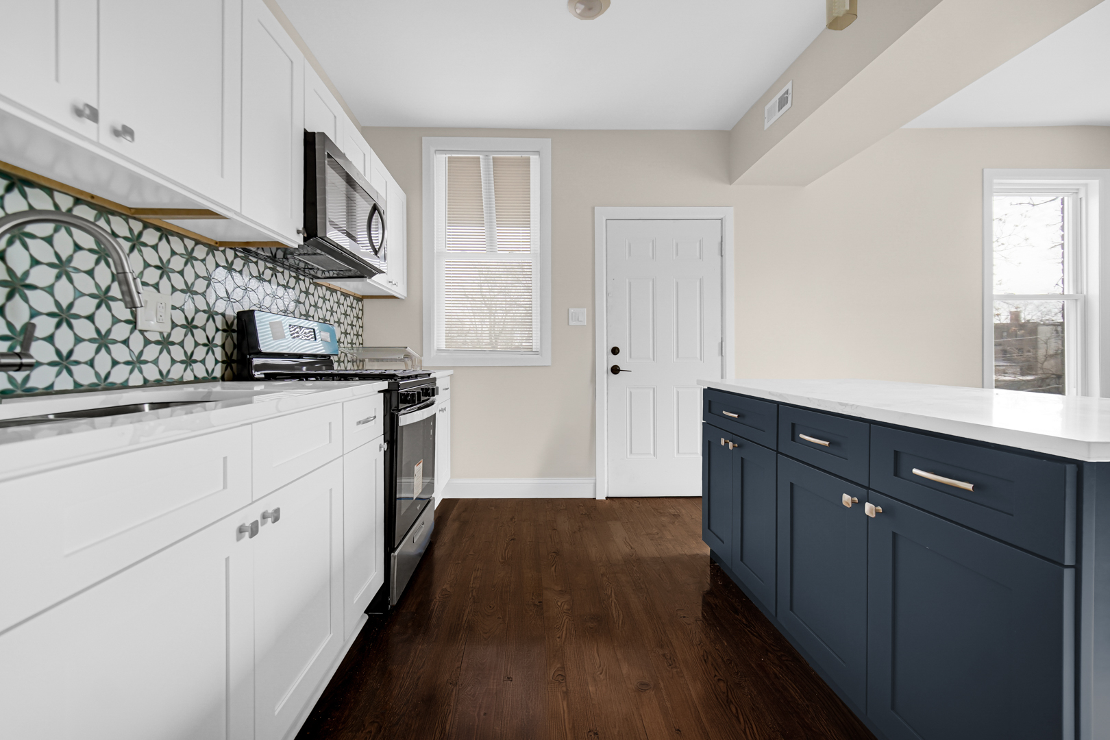 Gallery Image 12