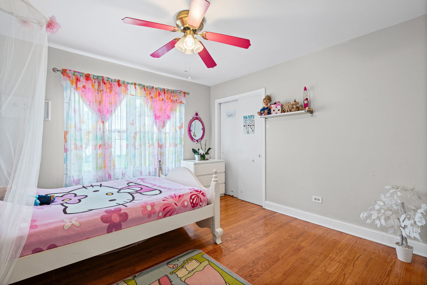 Gallery Image 13