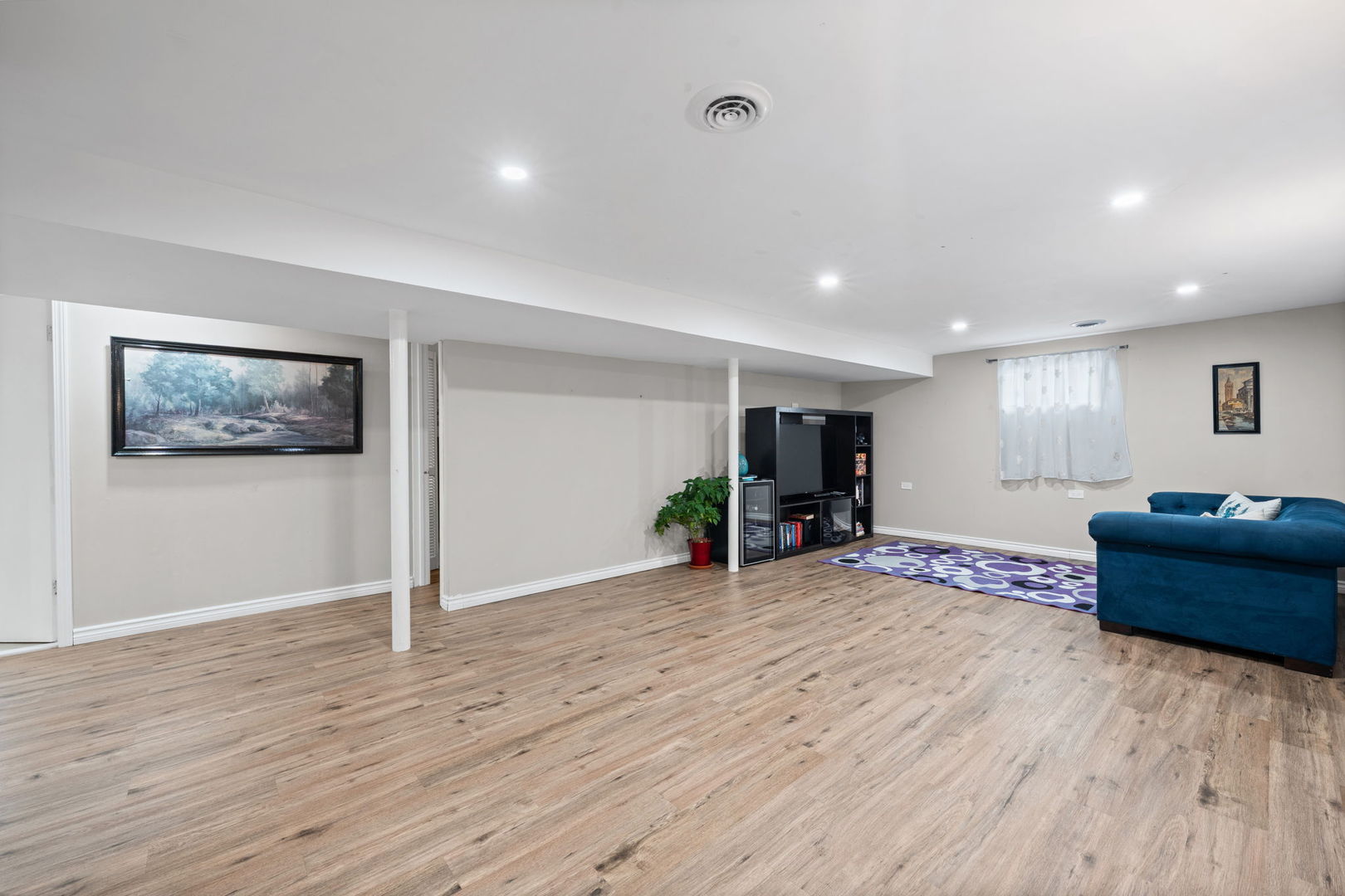 Gallery Image 14
