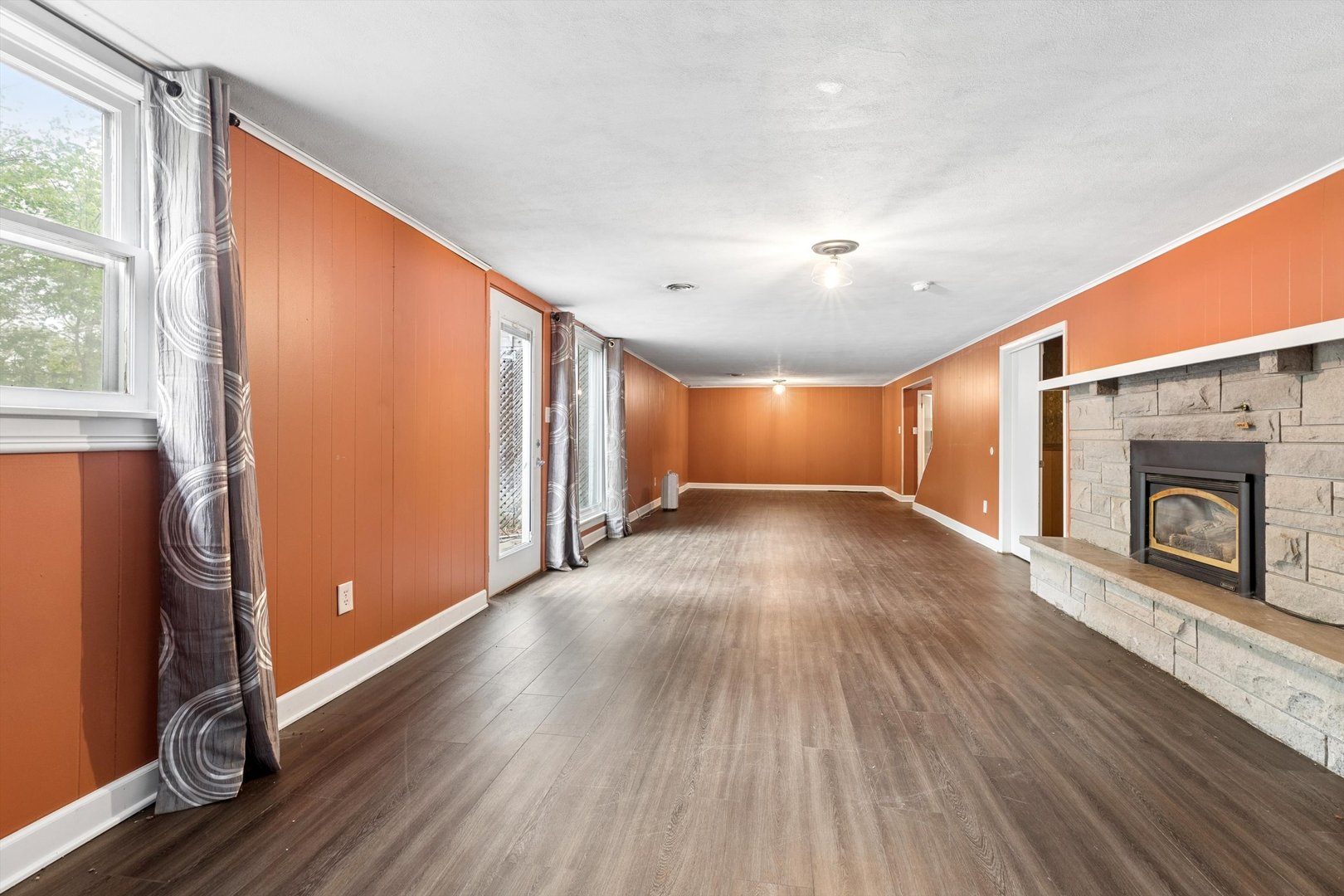Gallery Image 15