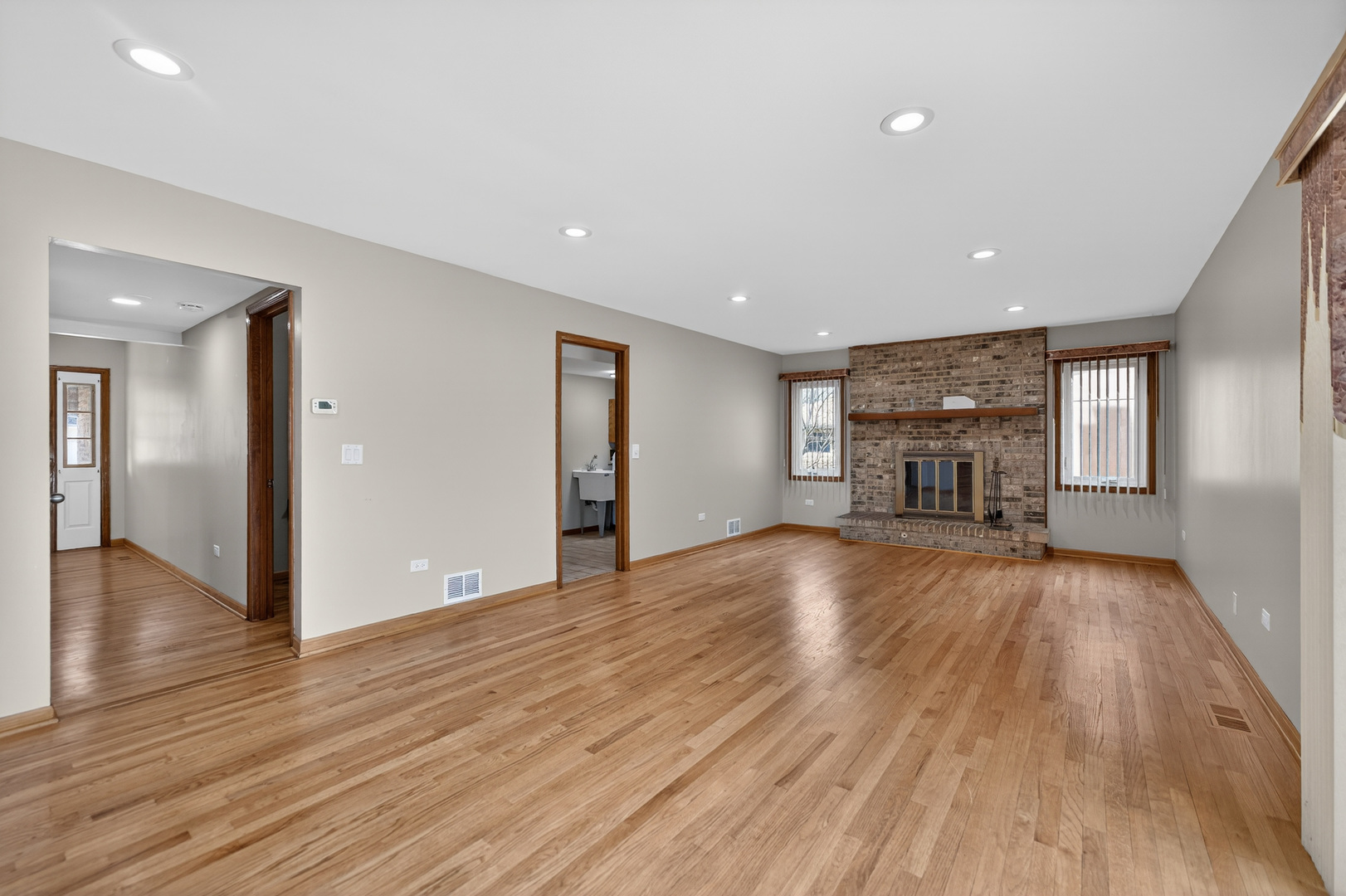 Gallery Image 15