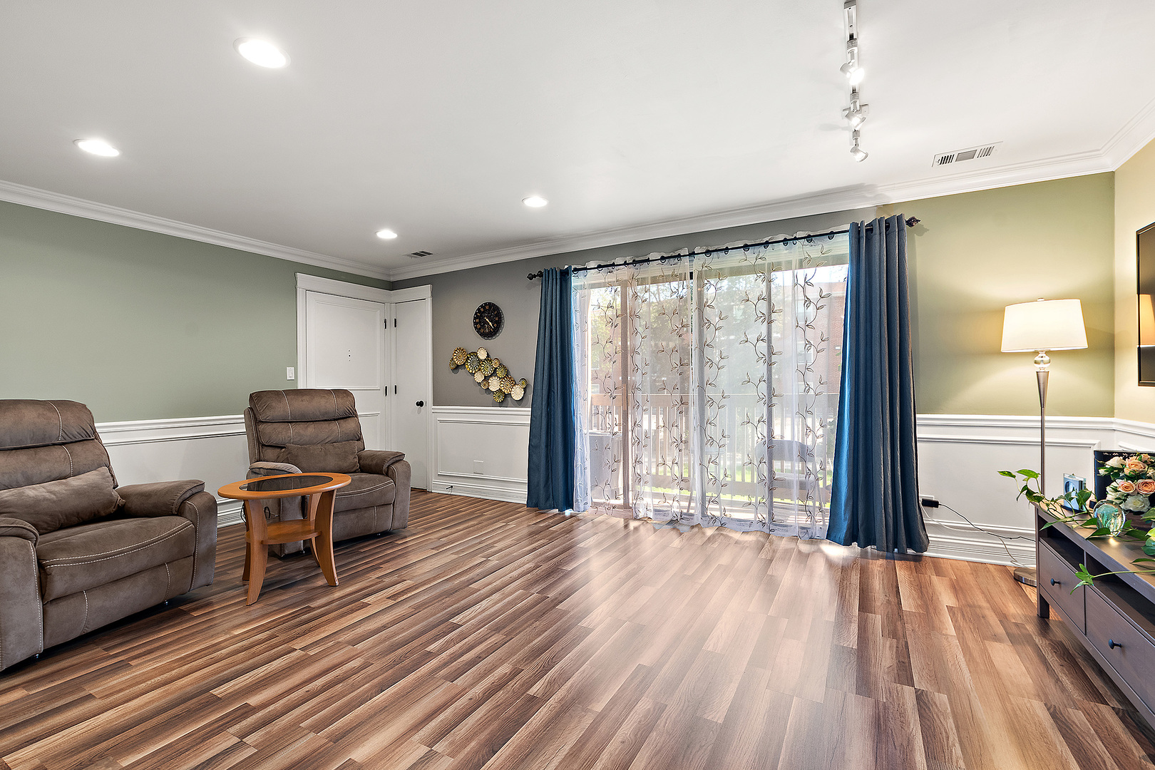 Gallery Image 12