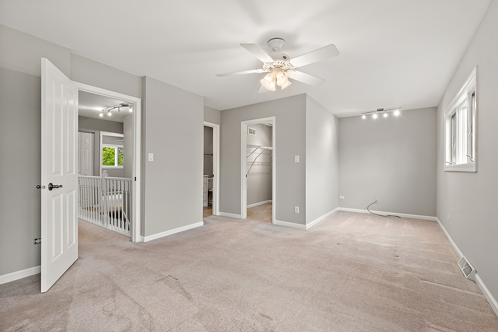 Gallery Image 17