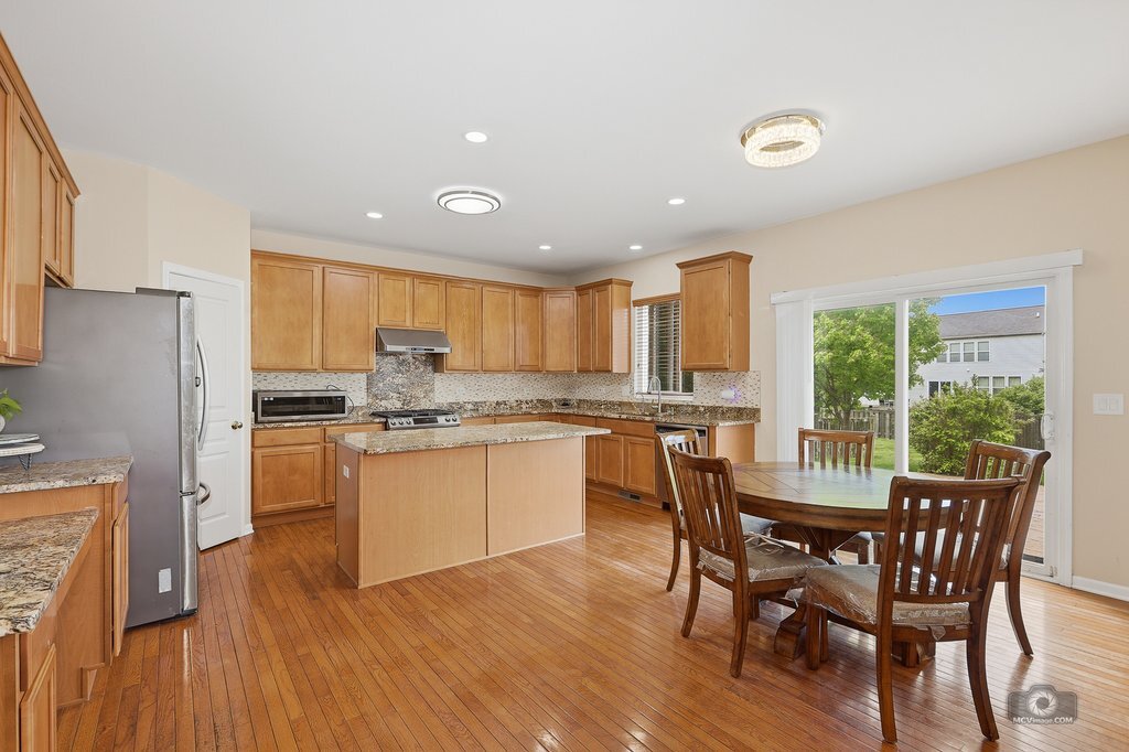 Gallery Image 13