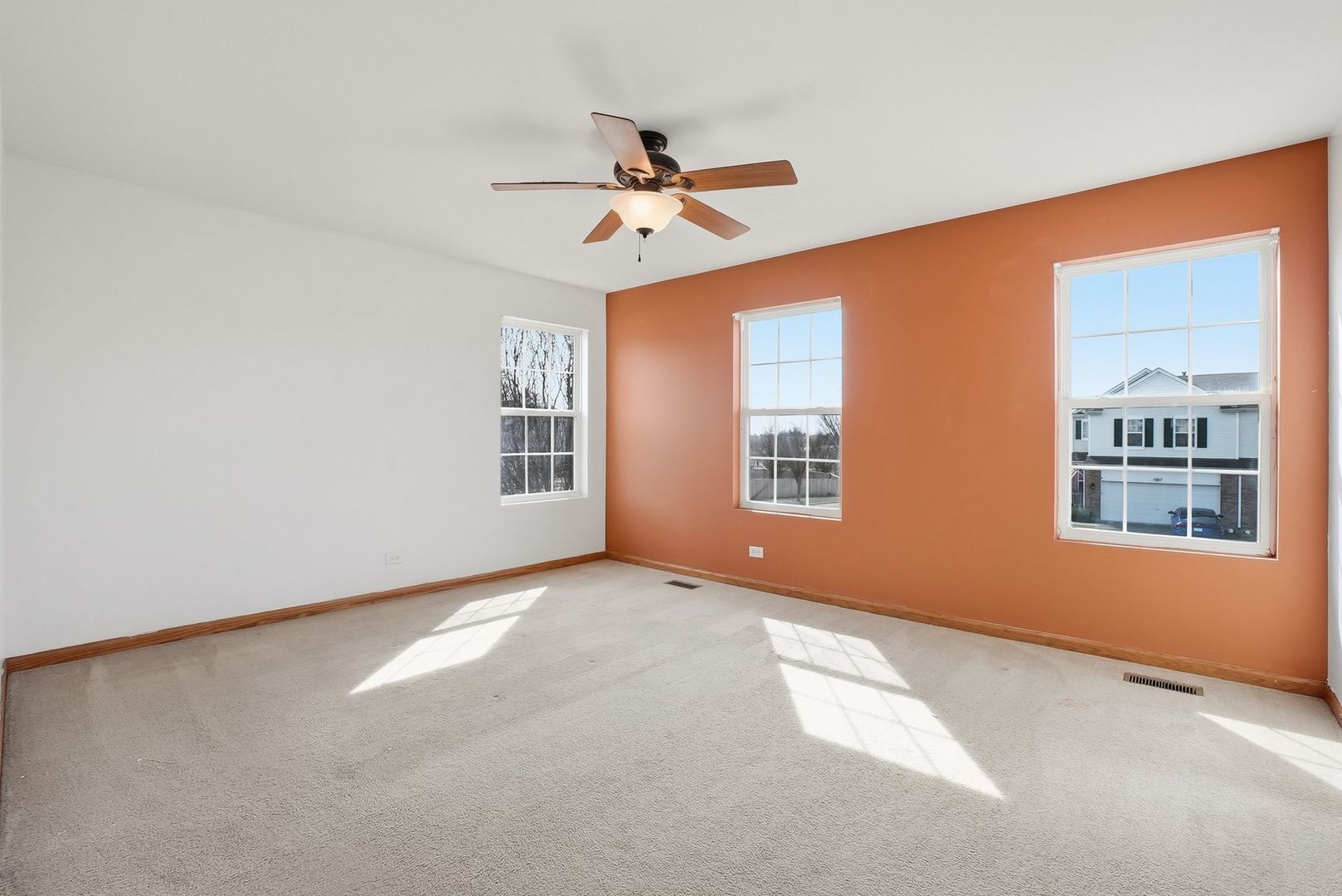 Gallery Image 16