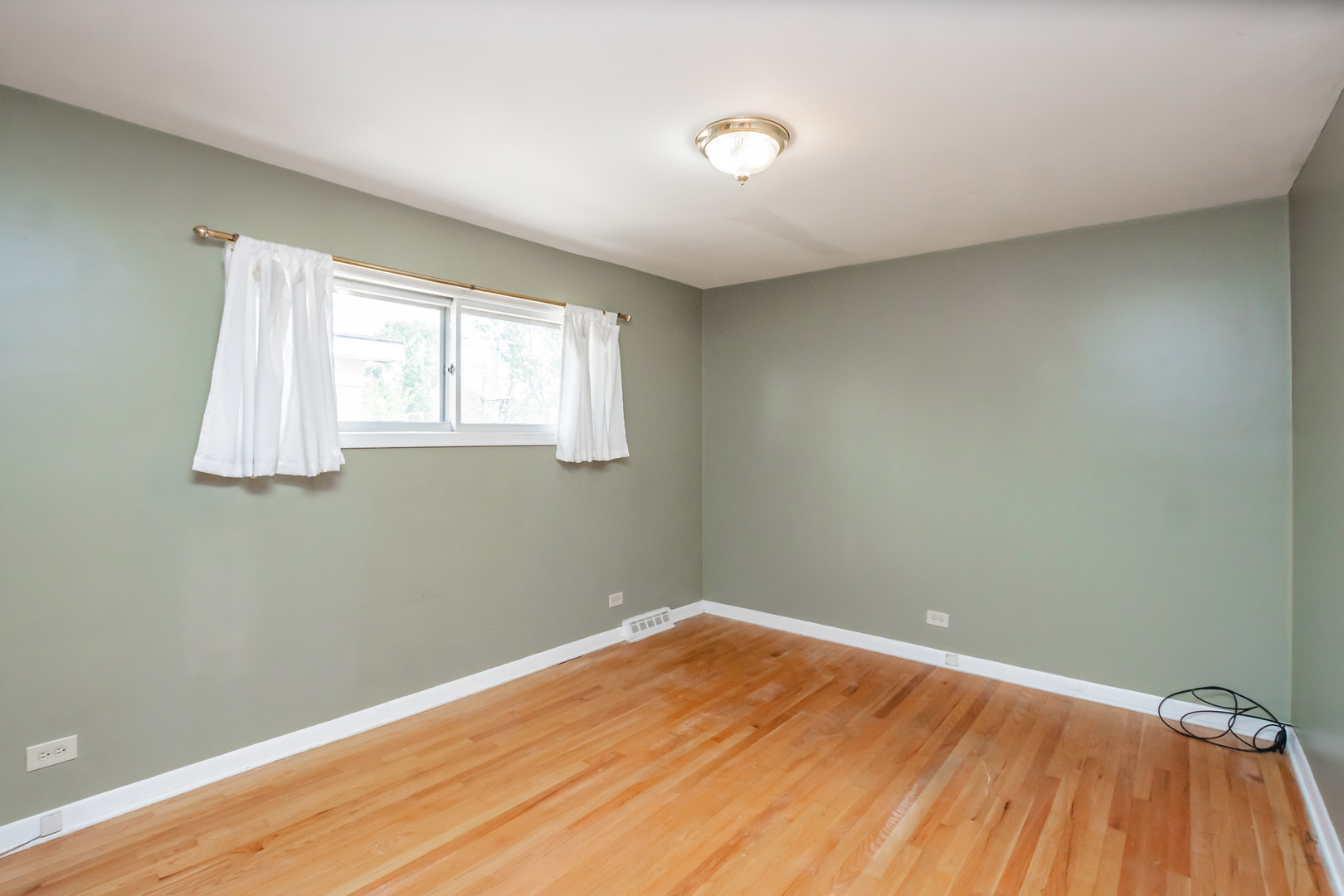 Gallery Image 16