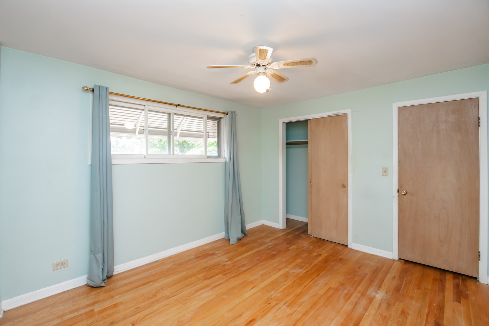 Gallery Image 15