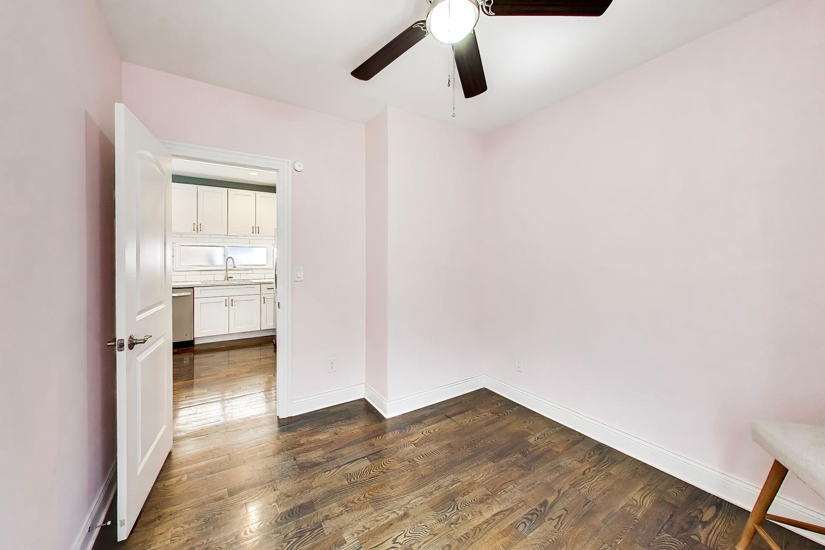 Gallery Image 18