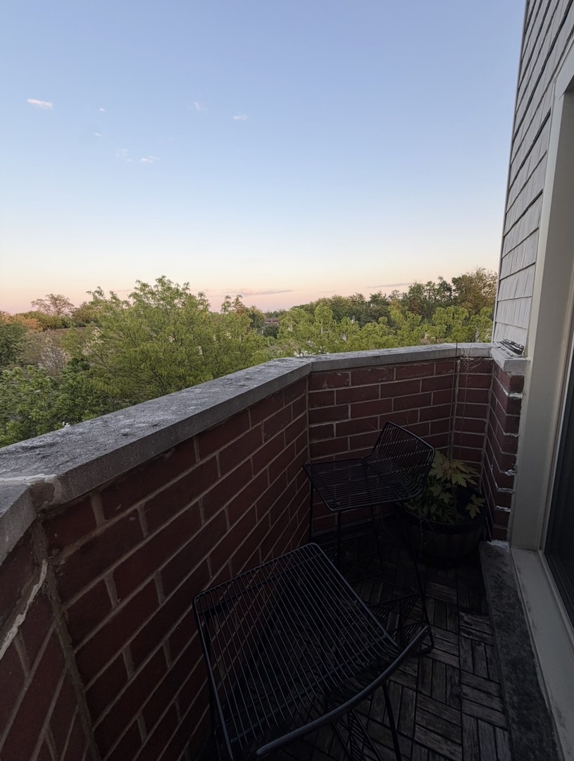 Gallery Image 15