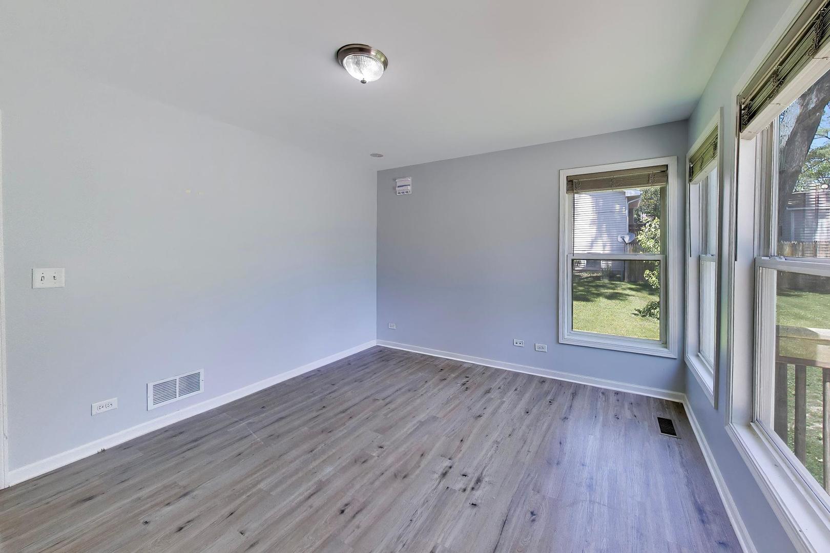 Gallery Image 15