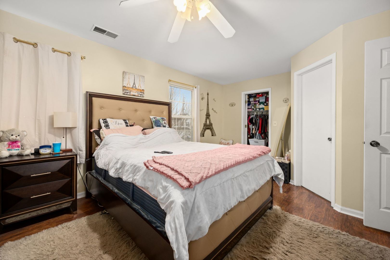 Gallery Image 11