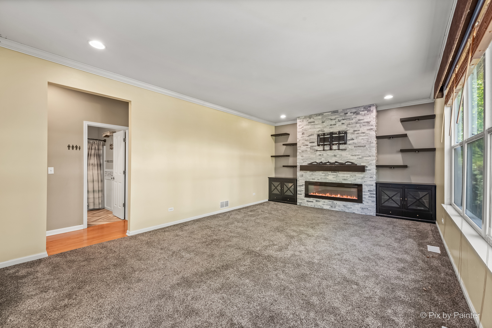 Gallery Image 19
