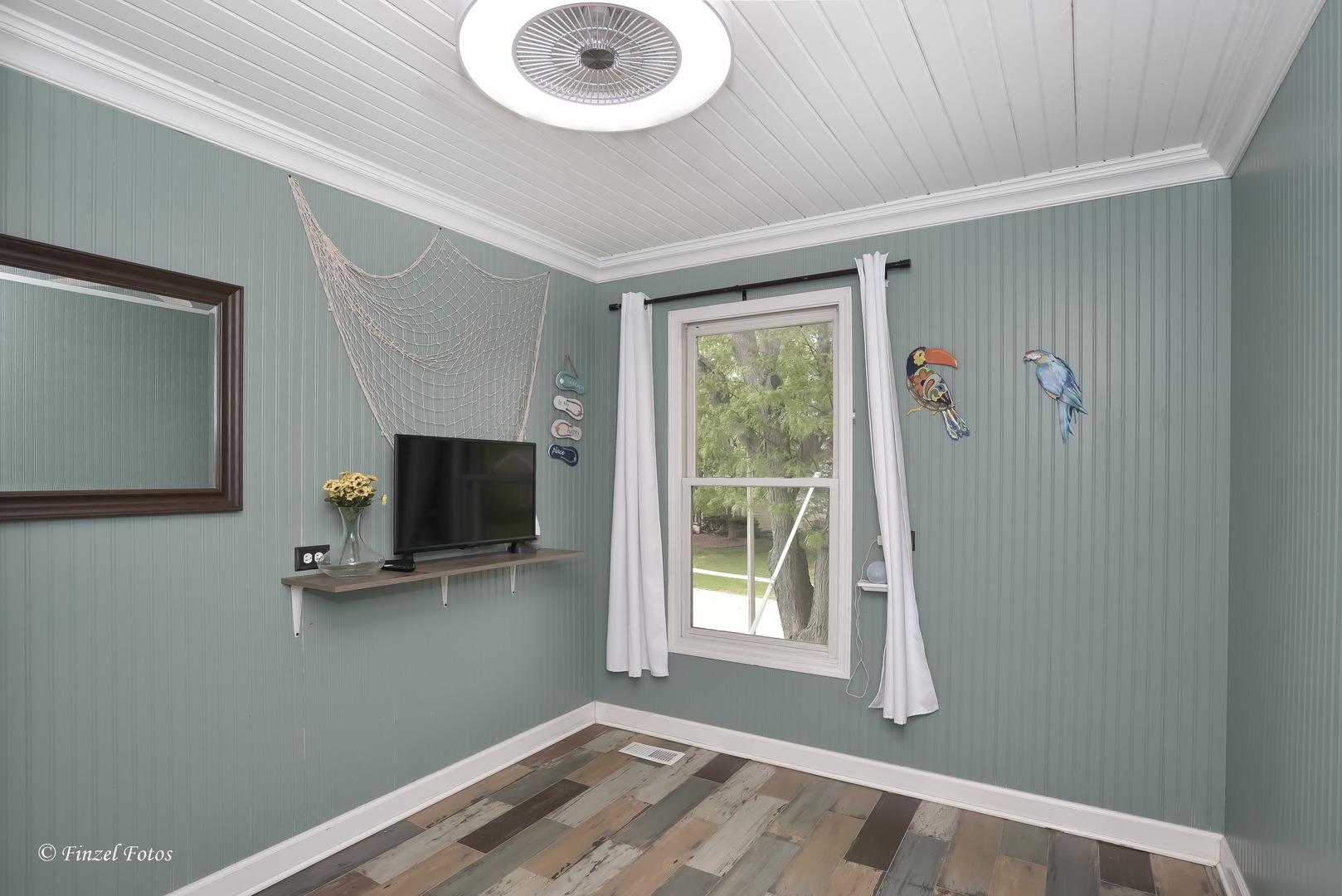 Gallery Image 13