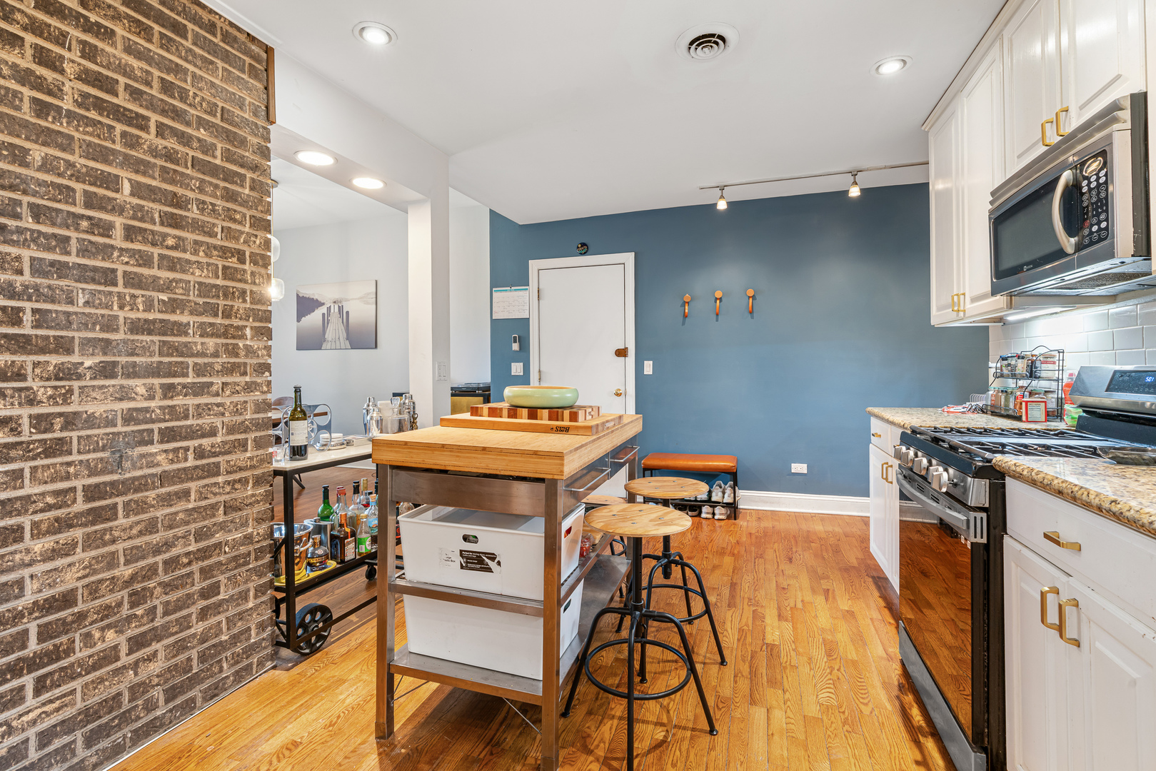 Gallery Image 9
