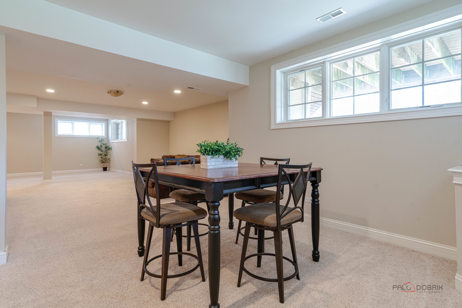 Gallery Image 44