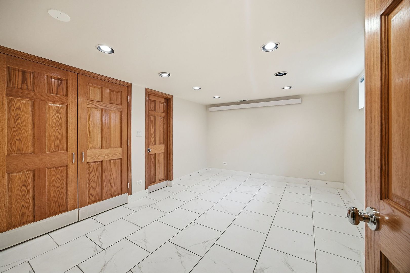 Gallery Image 38