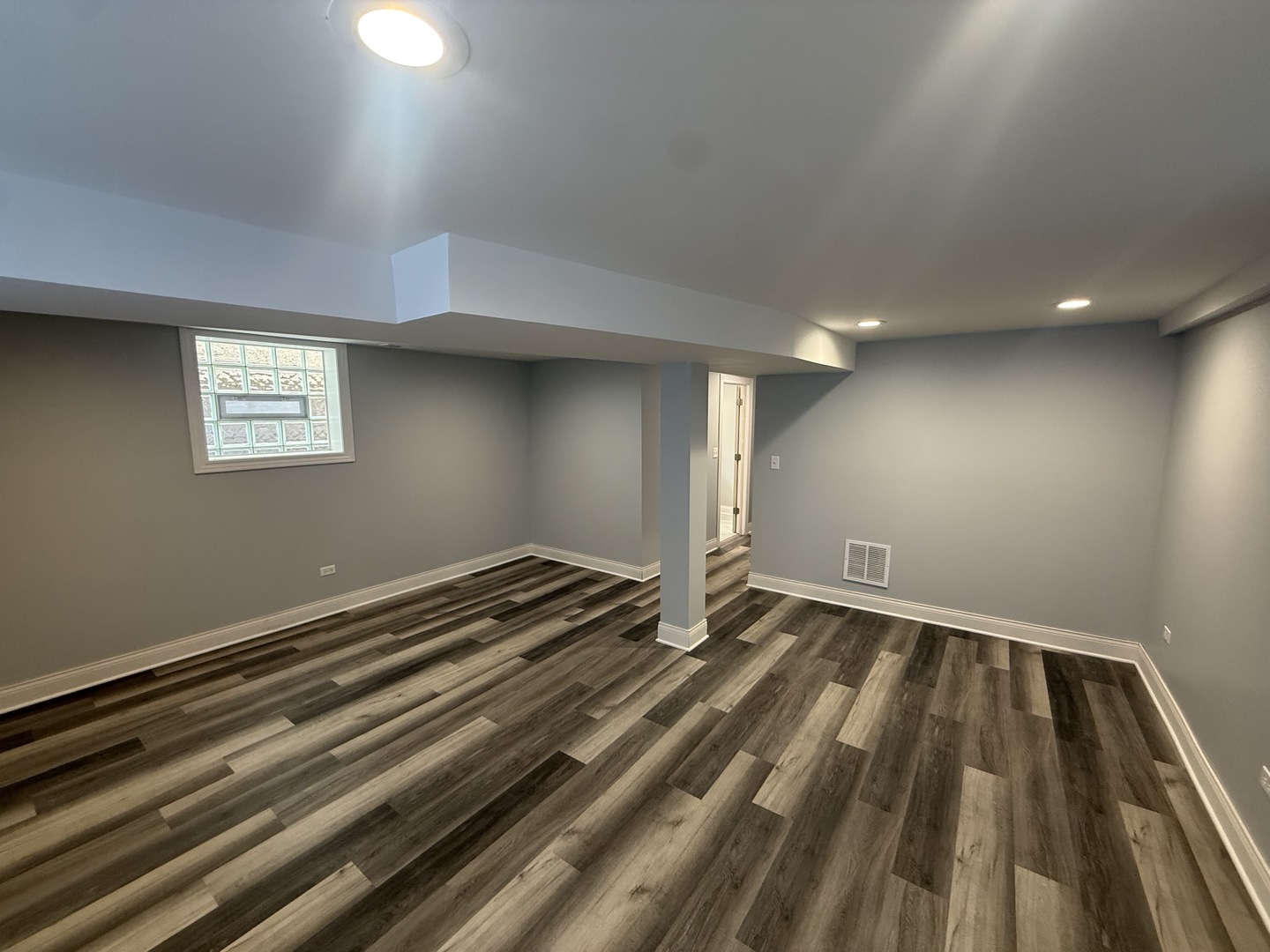 Gallery Image 17