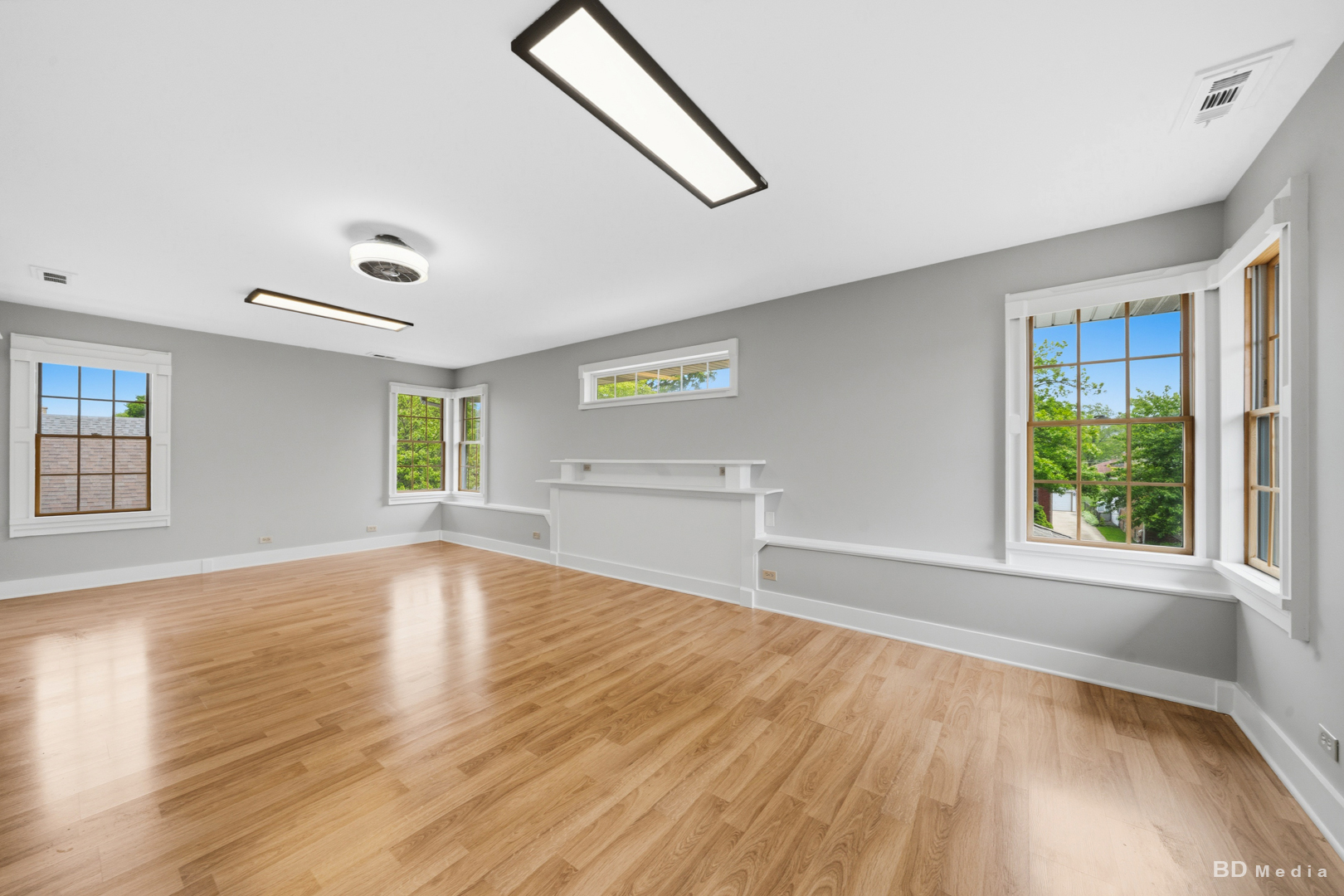 Gallery Image 19