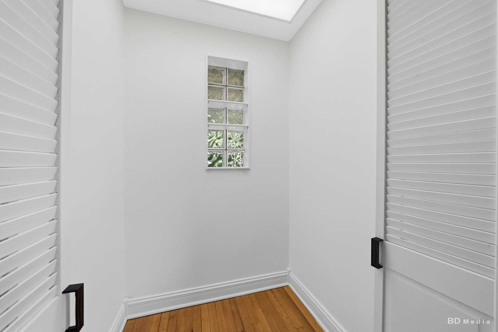 Gallery Image 14