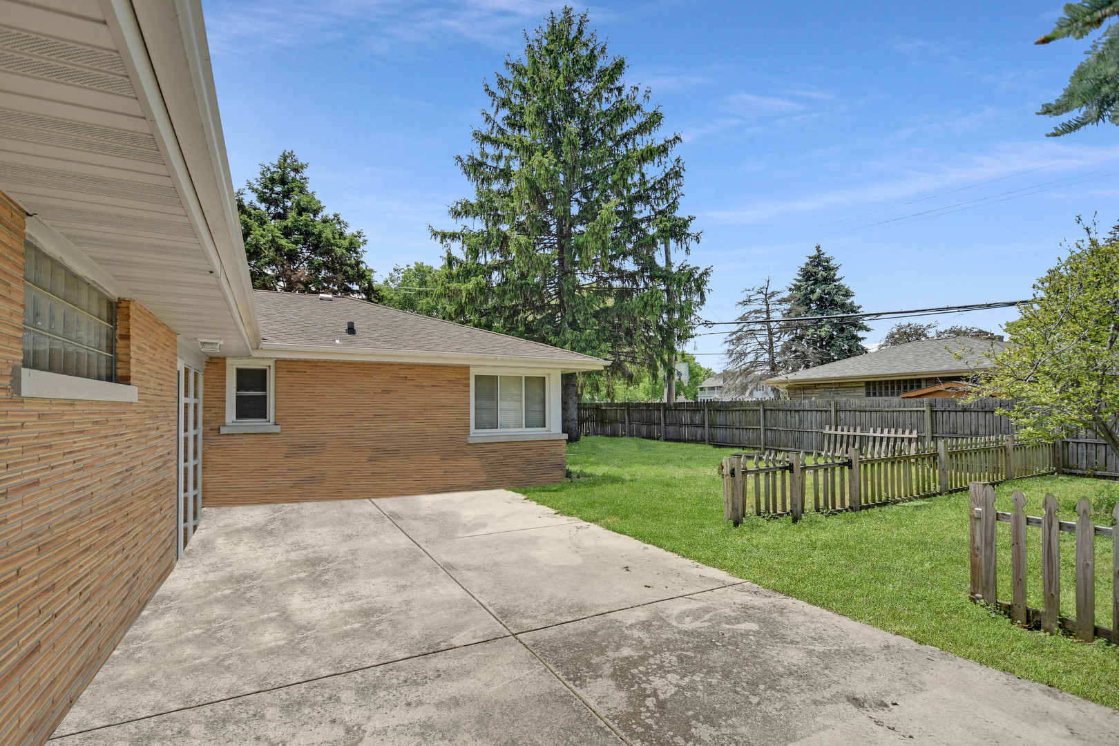 Gallery Image 15