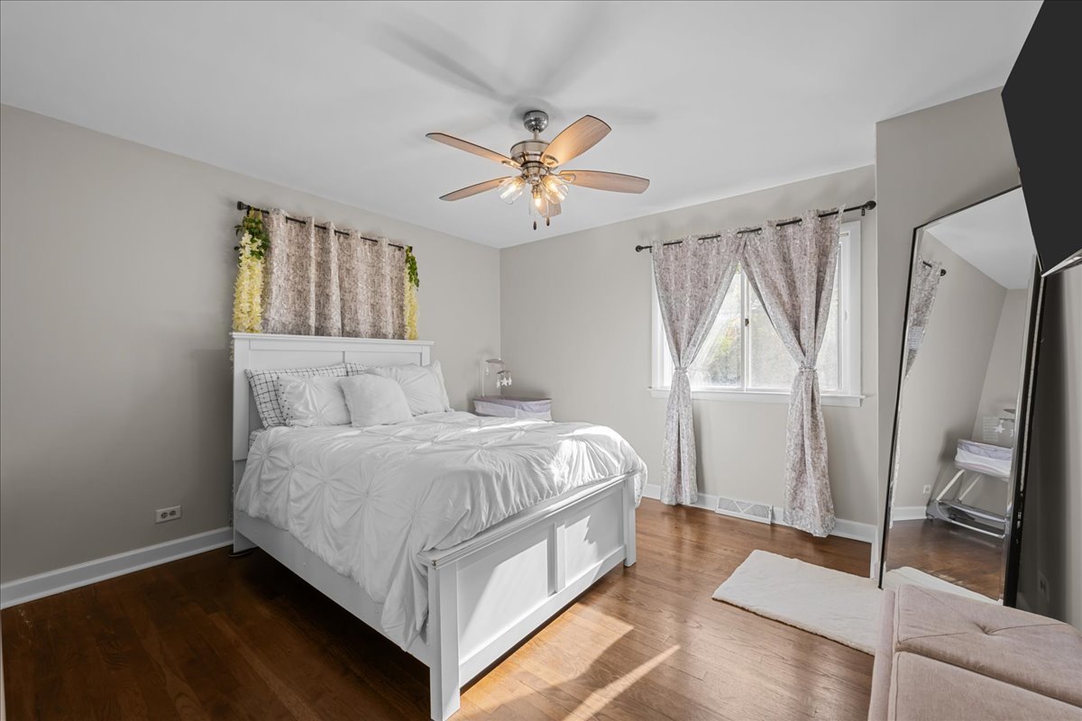 Gallery Image 12