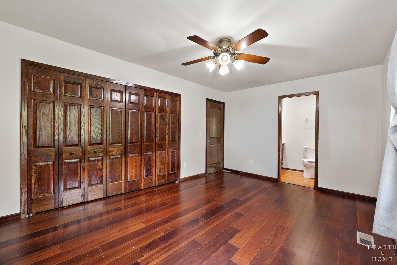Gallery Image 19