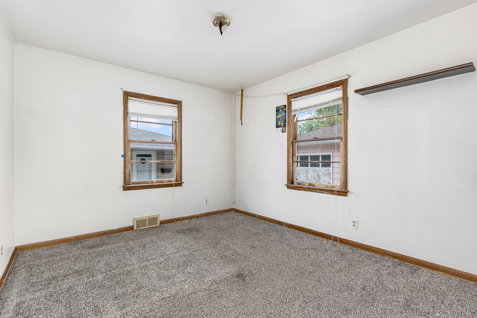 Gallery Image 16