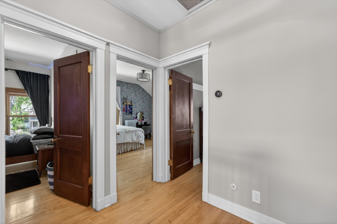 Gallery Image 36