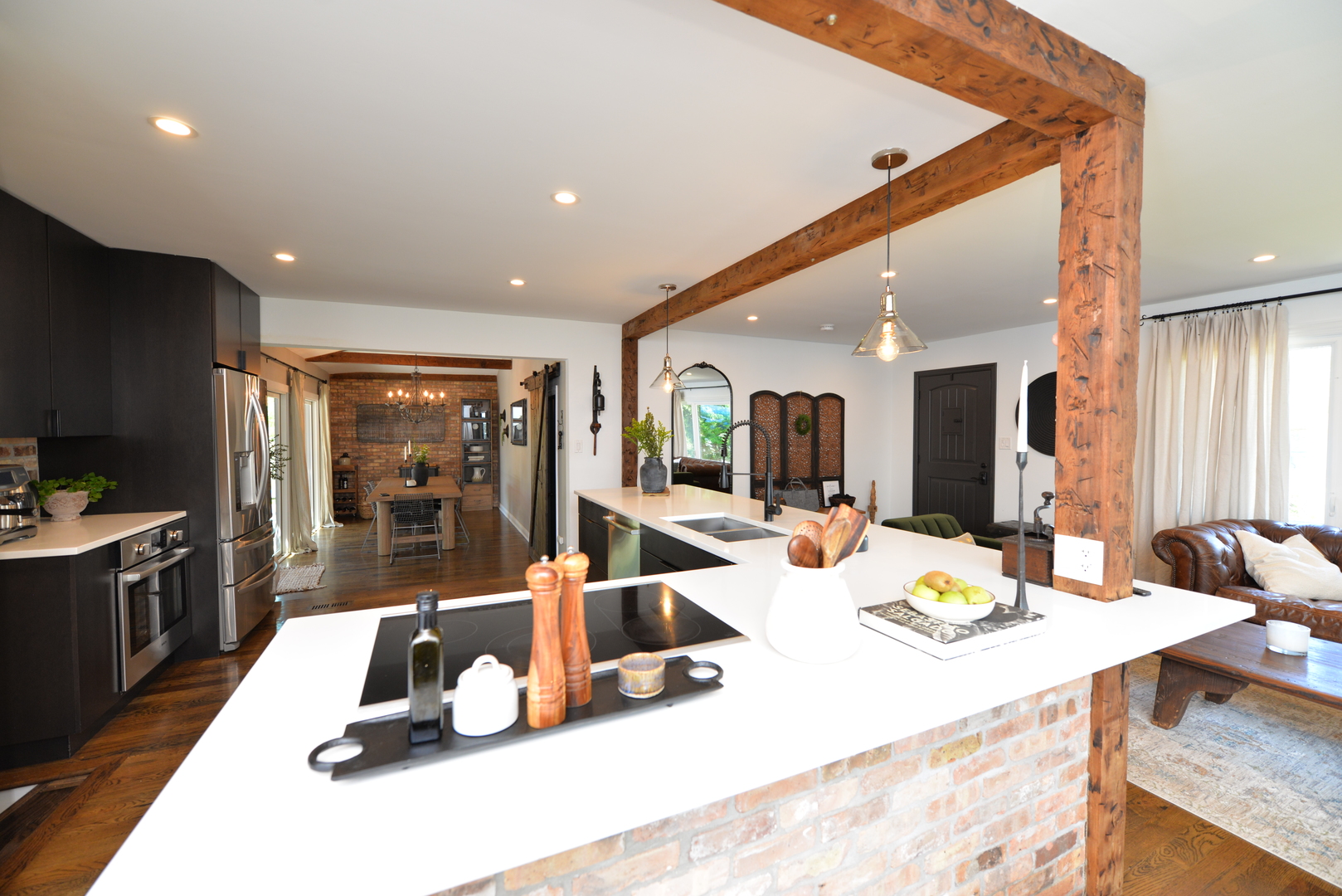 Gallery Image 13