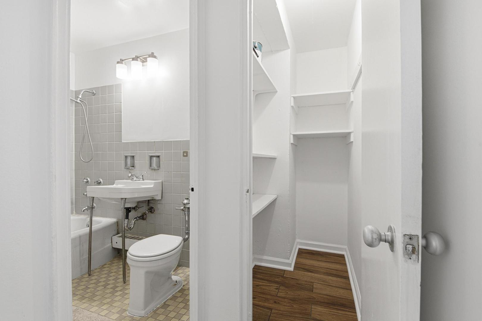 Gallery Image 12