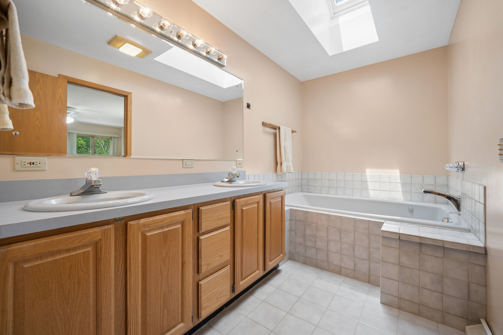 Gallery Image 13