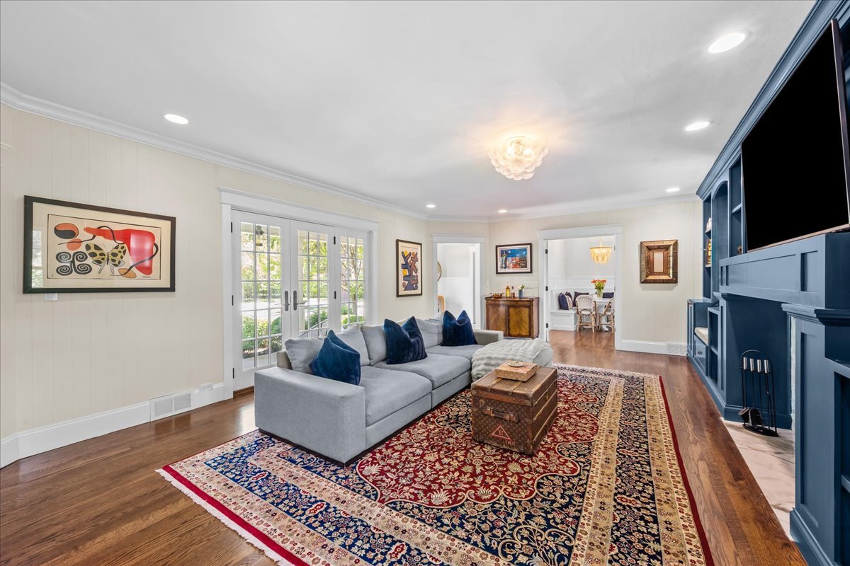 Gallery Image 13