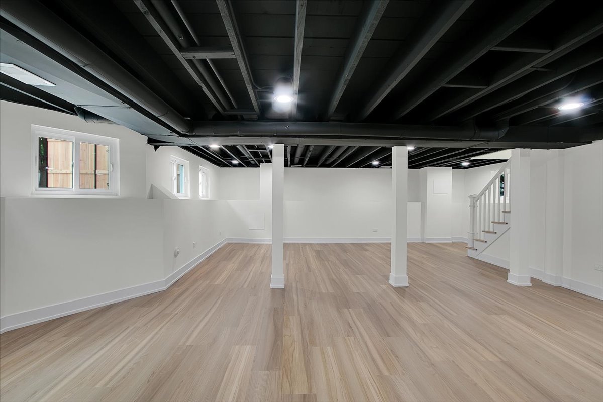 Gallery Image 32