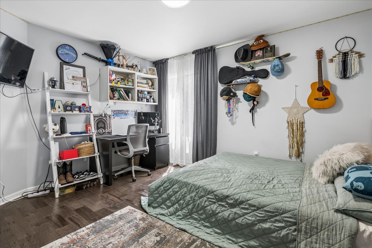 Gallery Image 12