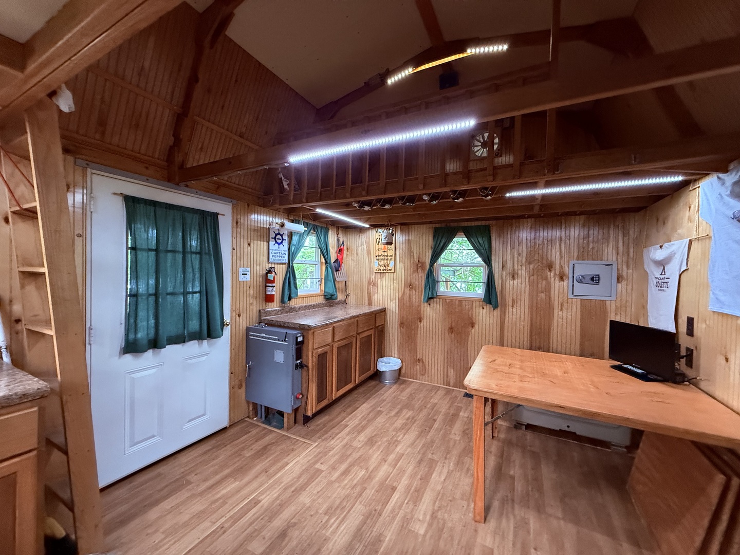 Gallery Image 15